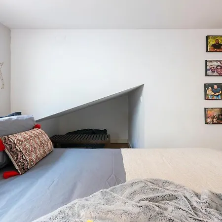 Apartment Plum Guide - The Trumpet King